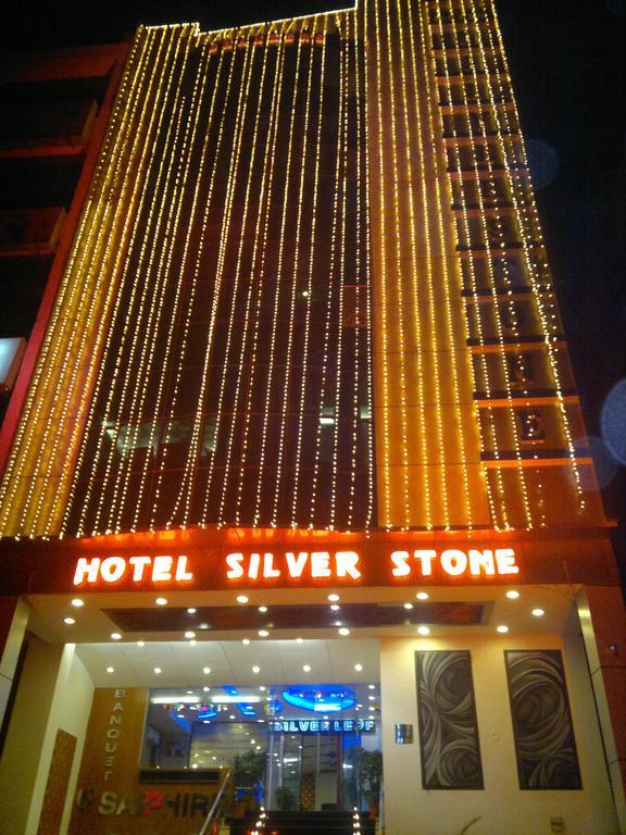 Hotel Silver Stone 卢迪亚纳 外观 照片