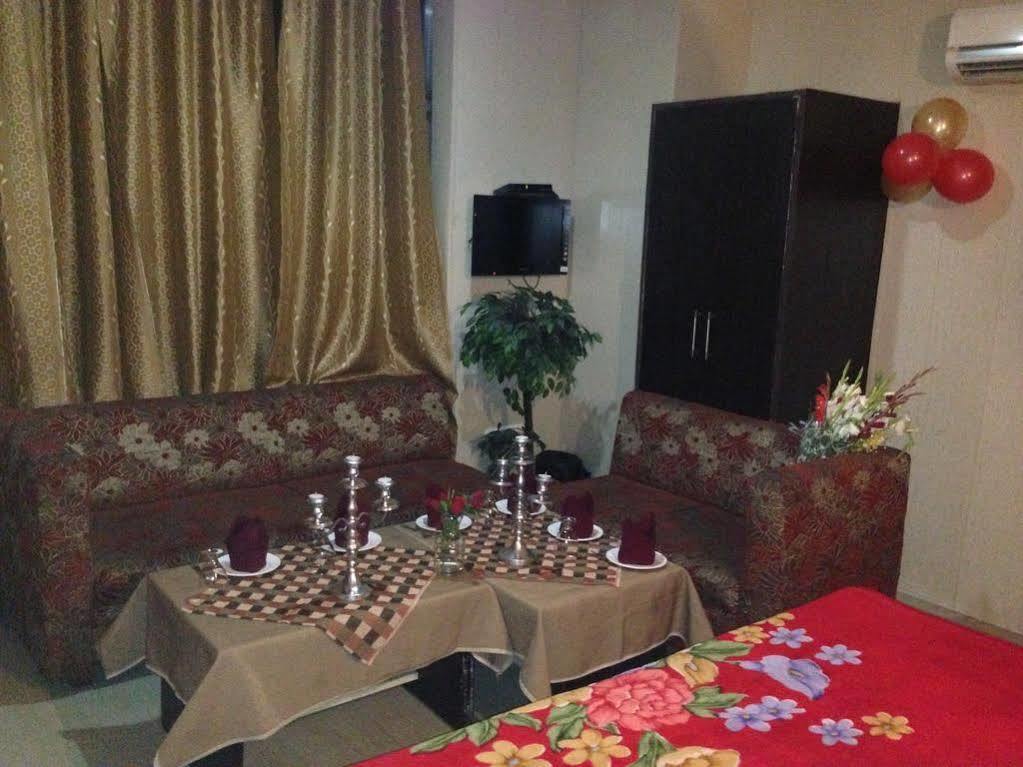 Hotel Silver Stone 卢迪亚纳 外观 照片